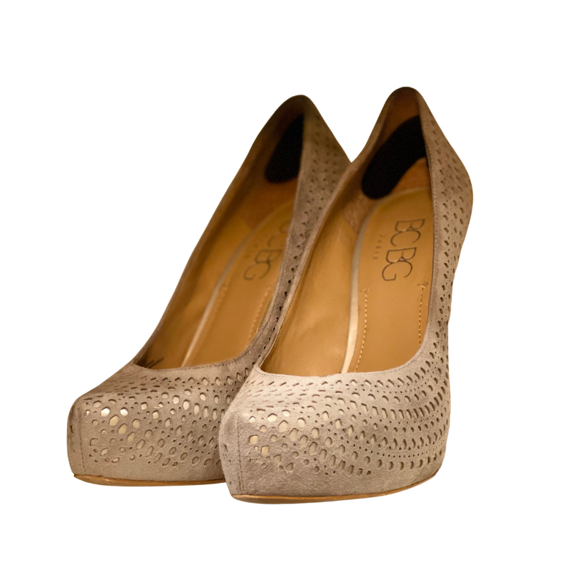 BCBG Paris Perdra Suede Pump - Size 8M