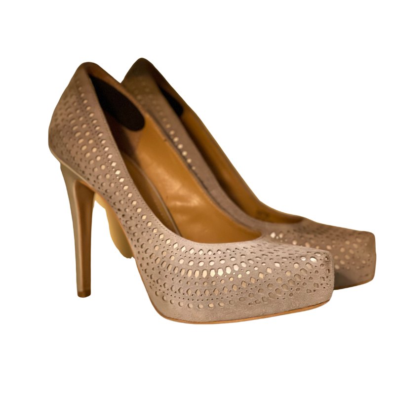 BCBG Paris Perdra Suede Pump - Size 8M