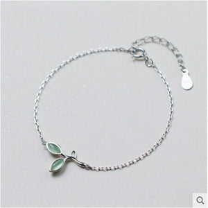 Silver Tender Bud Bracelet